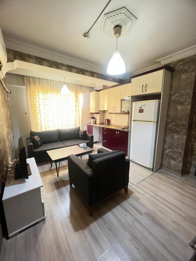 Kizil Apart Buca Exteriör bild